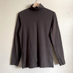 H&M dark brown turtleneck